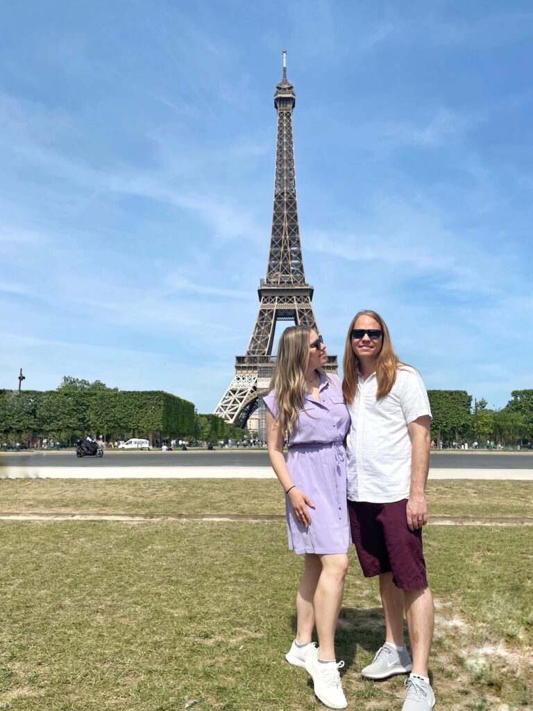 dan & Michelle in front of Eiffel Tower