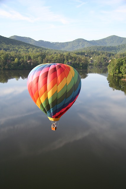 hot air balloon over asheville