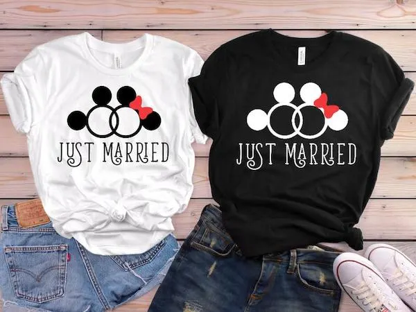 This image has an empty alt attribute; its file name is 14-Disney-Just-Married.jpg